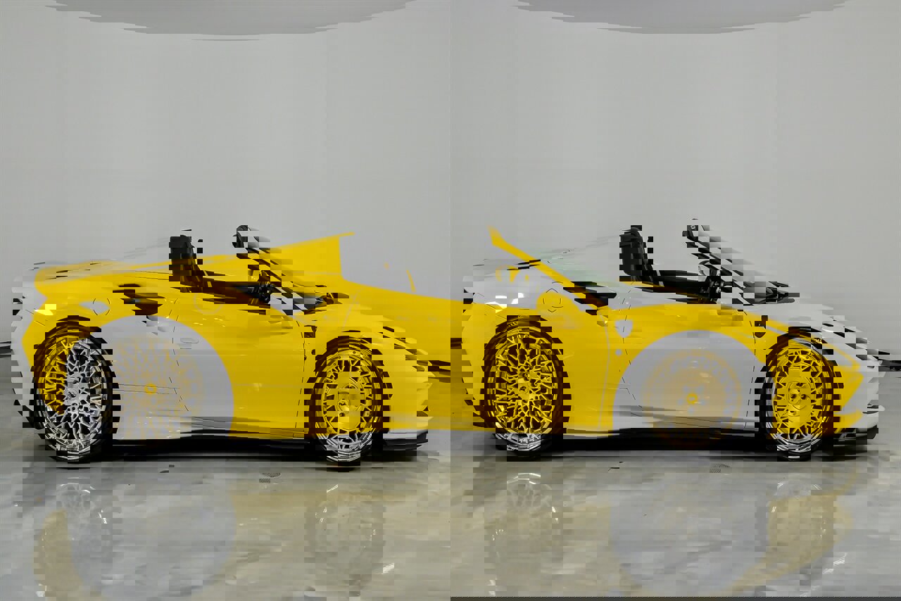 Used 2021 Ferrari F8 Tributo image 14