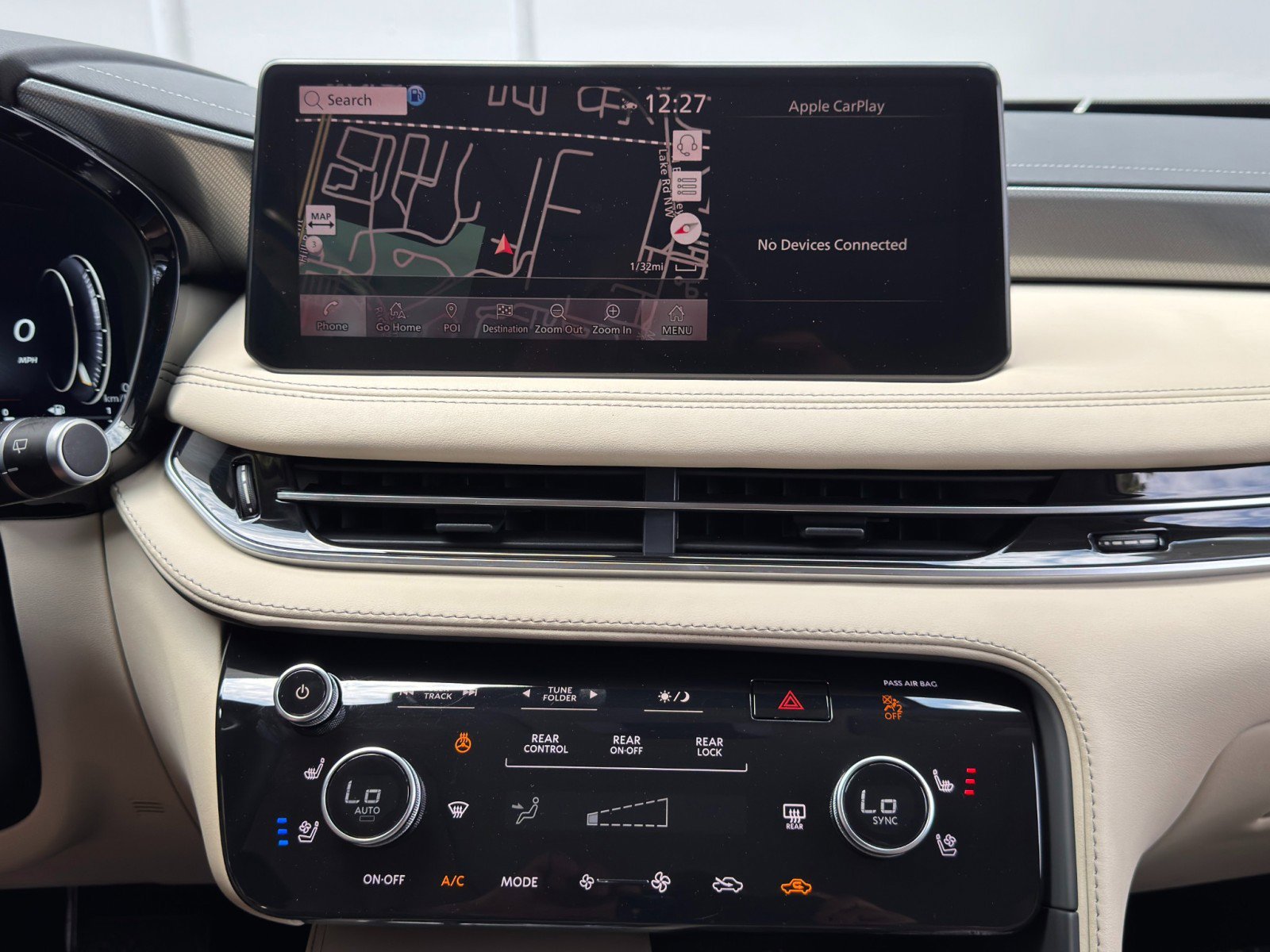 Used 2025 INFINITI QX60 Luxe FWD image 26