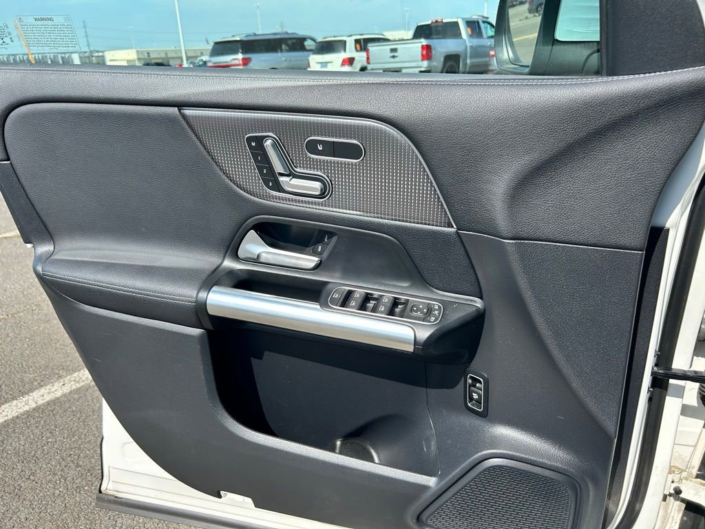 Used 2023 Mercedes-Benz GLA 250 w/ Premium Package image 20