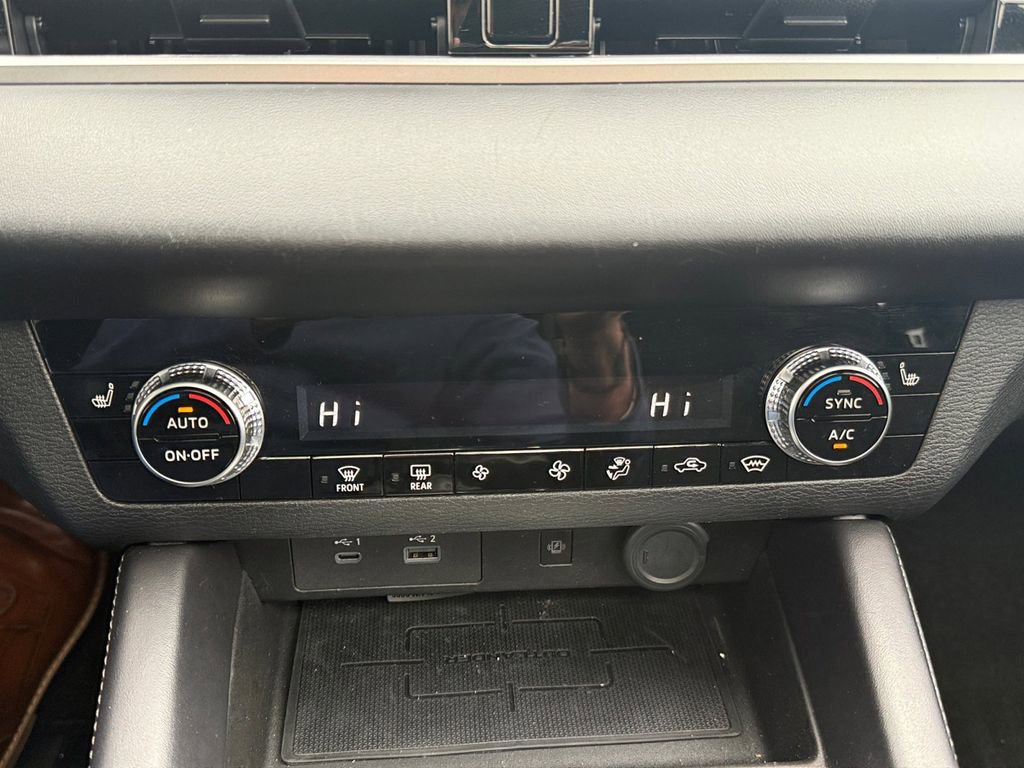 Used 2024 Mitsubishi Outlander SE Black Edition image 33