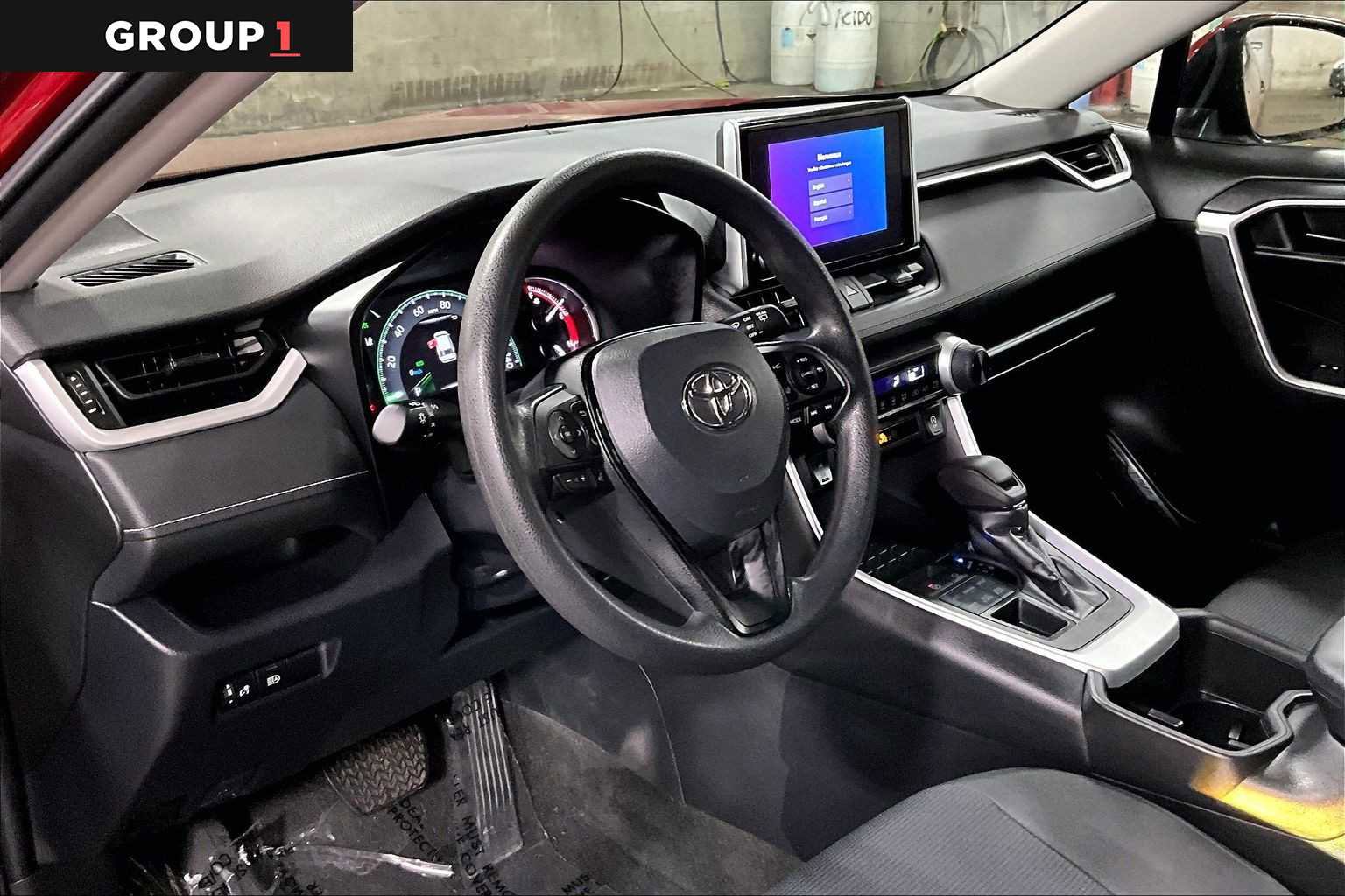Used 2023 Toyota RAV4 LE AWD/4WD image 18