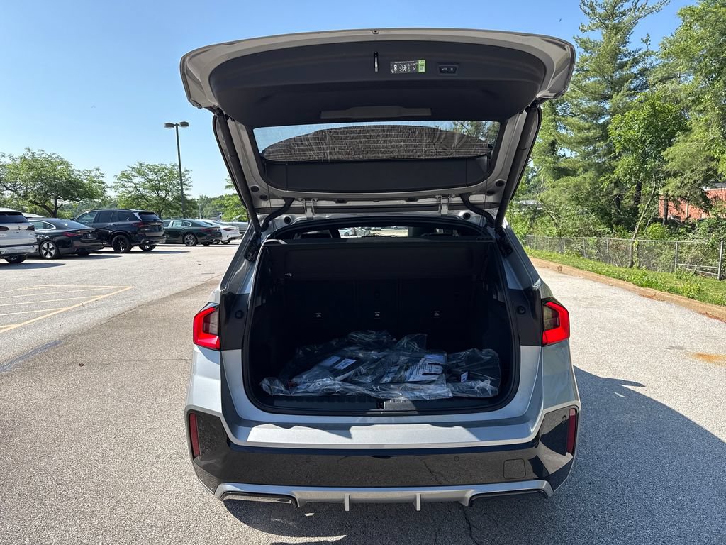 New 2026 BMW X1 xDrive28i AWD/4WD image 23