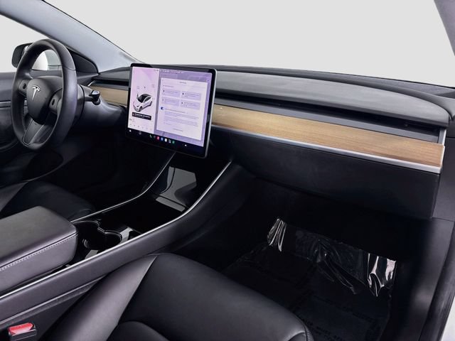 Used 2019 Tesla Model 3 Mid Range RWD image 28