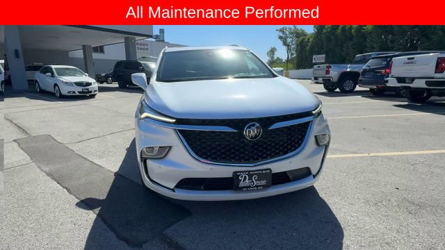 Used 2024 Buick Enclave Avenir AWD/4WD image 3