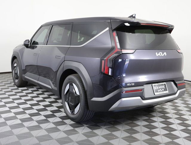 New 2026 Kia EV9 Light image 5