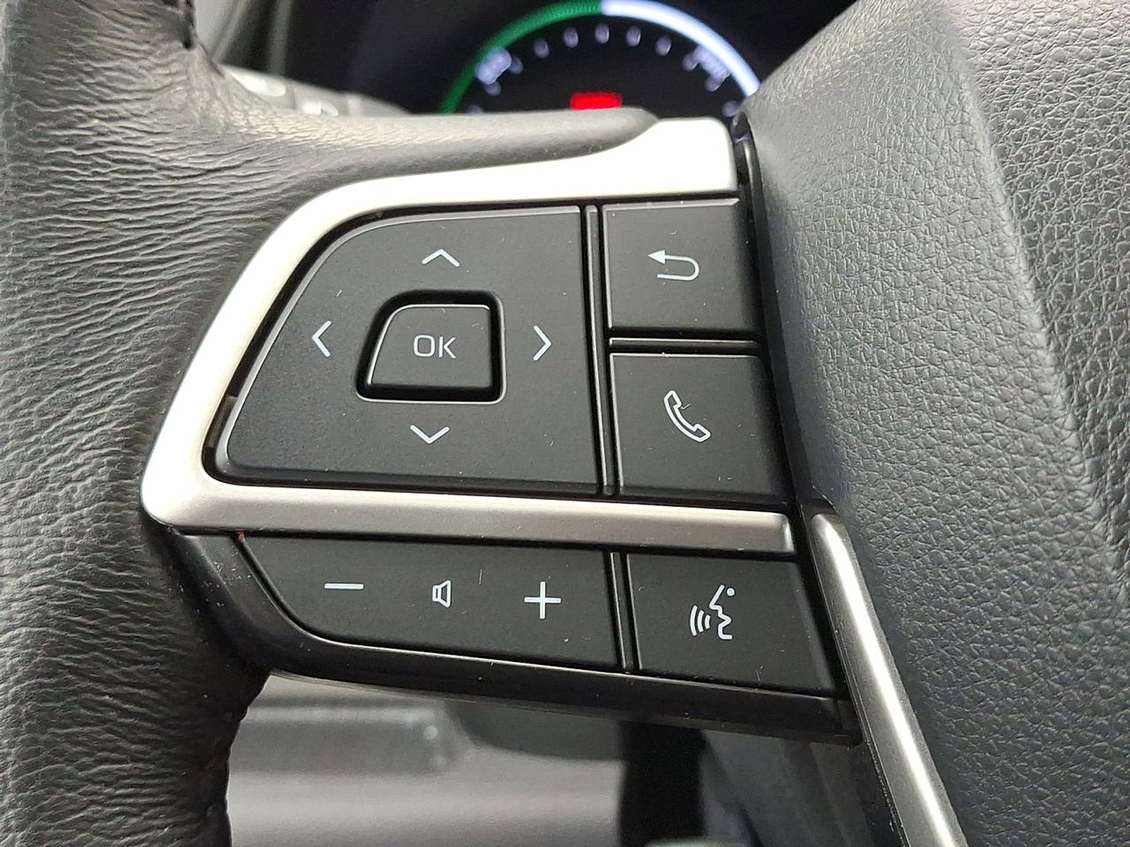 Used 2022 Toyota Sienna XLE image 23