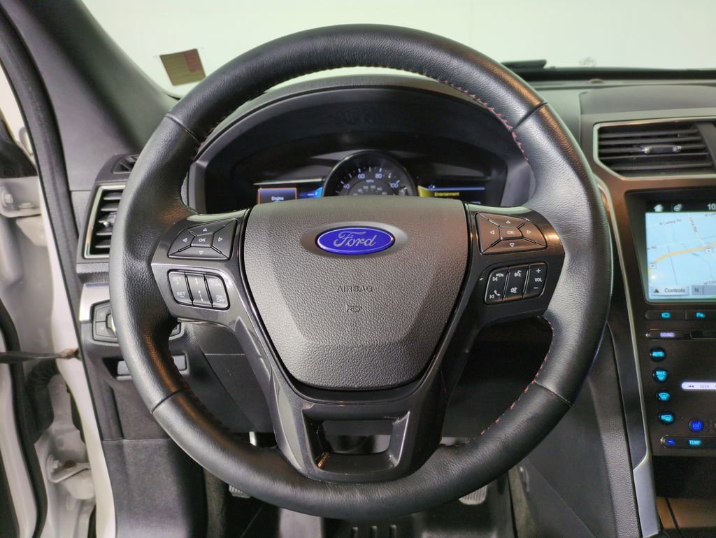 Used 2017 Ford Explorer Sport w/ Equipment Group 401A AWD/4WD image 14