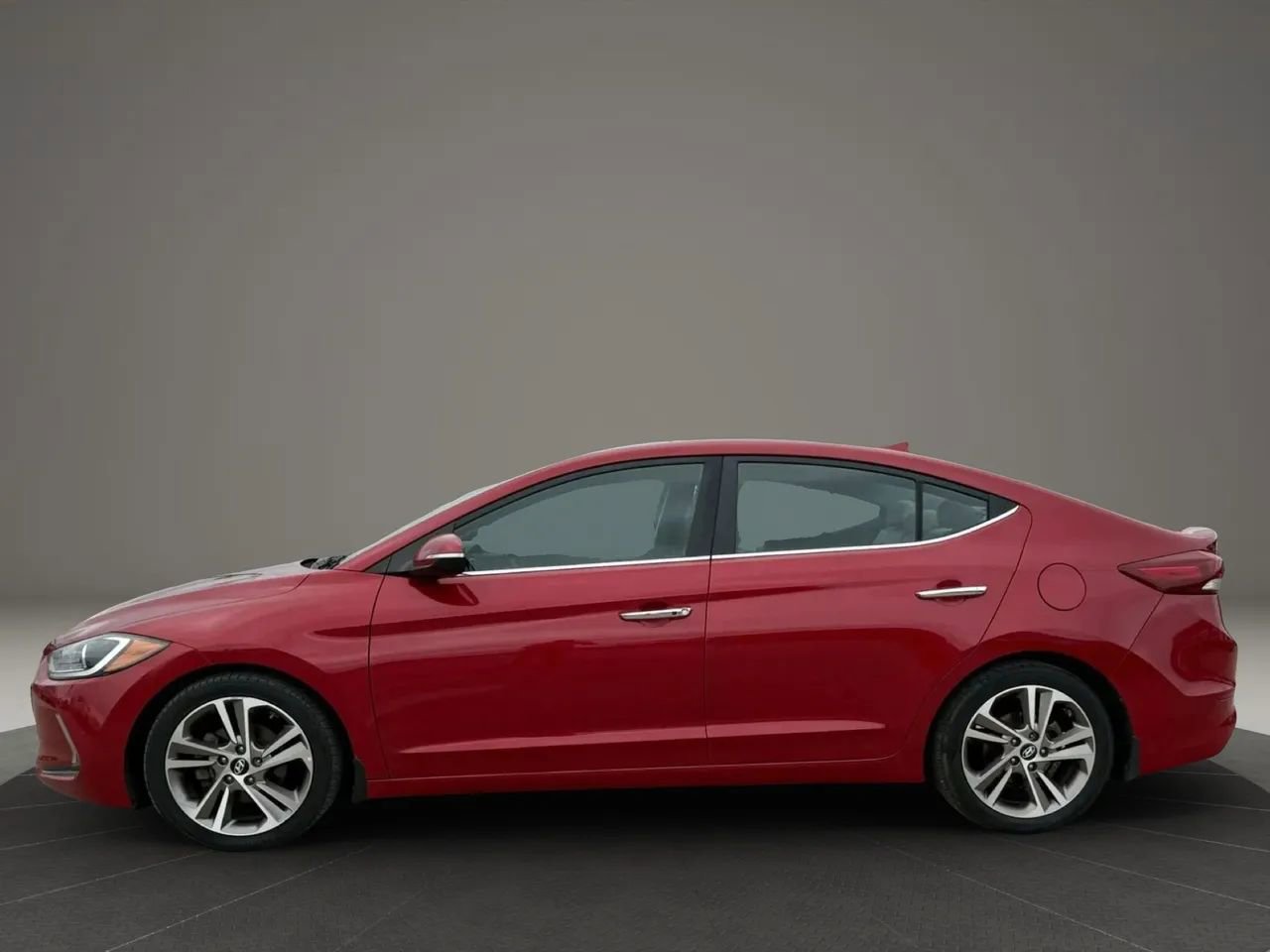 Used 2017 Hyundai Elantra Limited w/ Limited Ultimate Package 09 FWD image 10