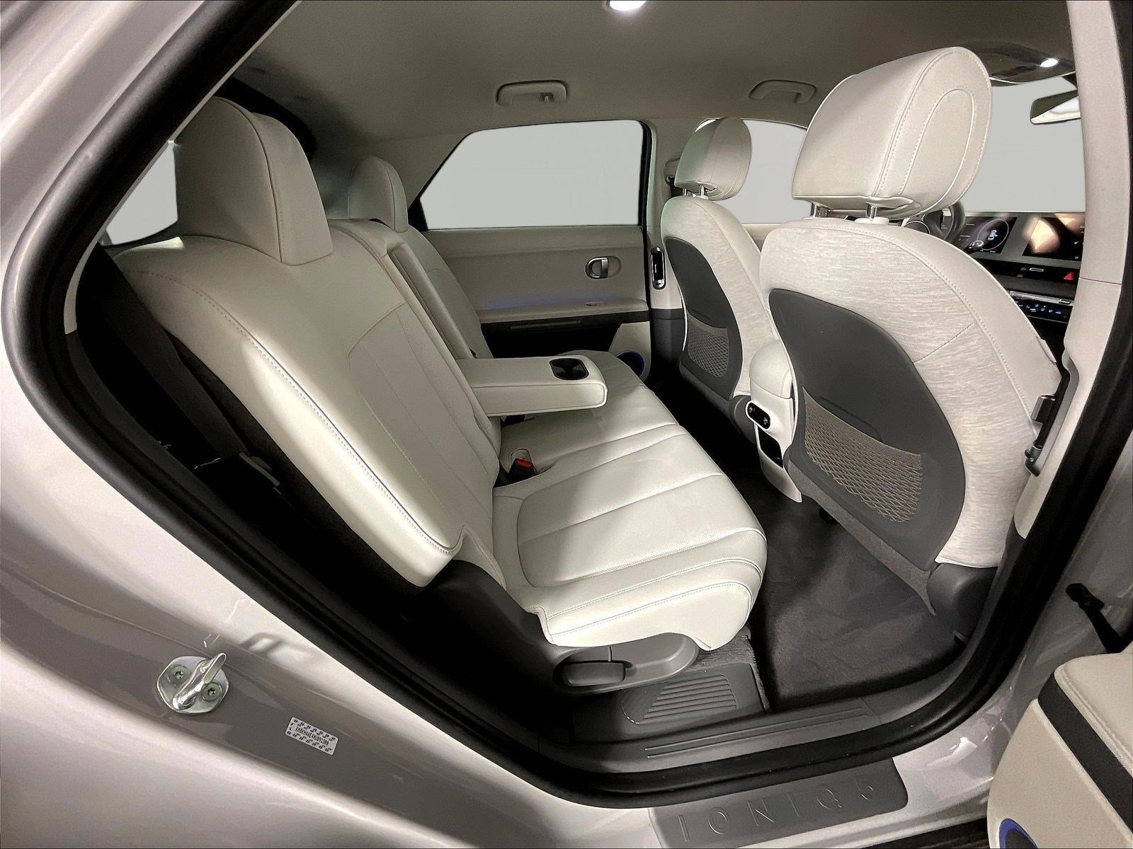 Used 2022 Hyundai Ioniq 5 SEL RWD image 25