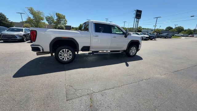 Certified 2022 GMC Sierra 3500 Denali AWD/4WD image 8