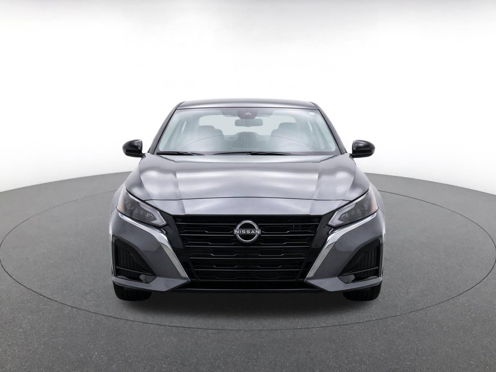 Used 2025 Nissan Altima 2.5 SV FWD video 2