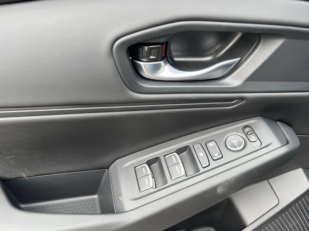 Certified 2025 Honda Accord SE image 10