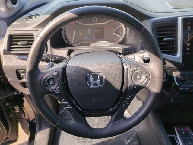 Used 2018 Honda Pilot Touring image 18