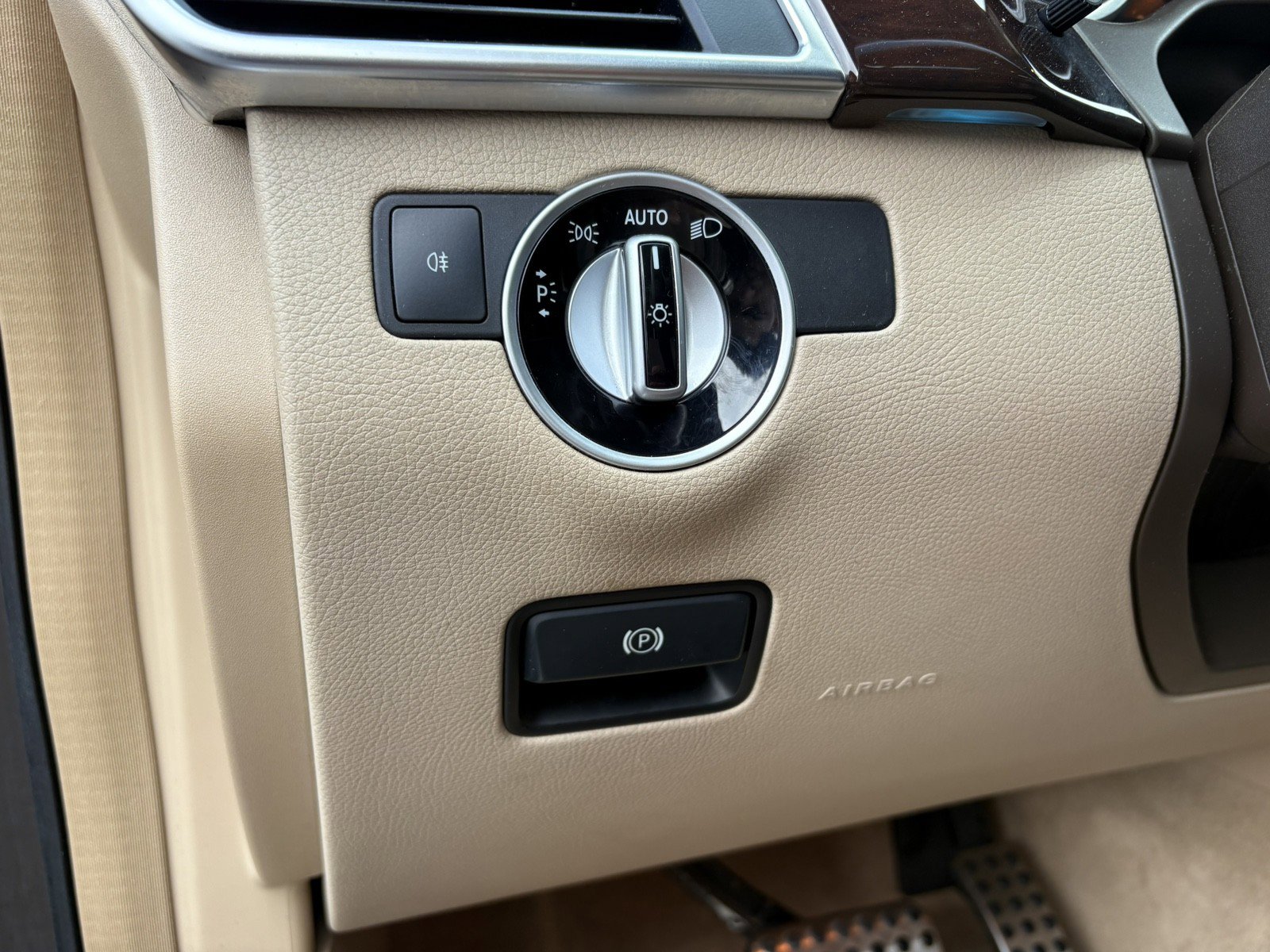 Used 2014 Mercedes-Benz GL 450 4MATIC image 17