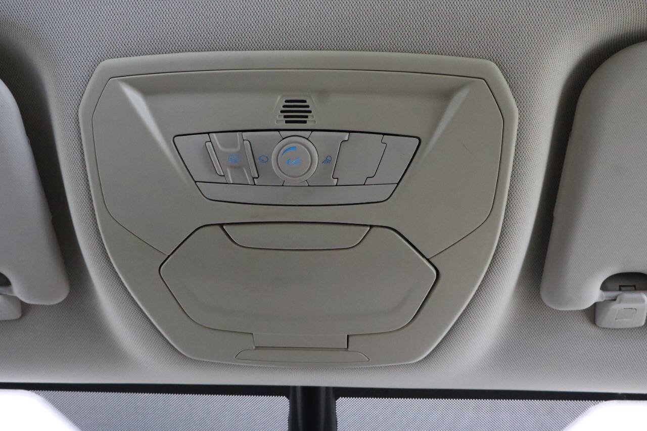 Used 2013 Ford C-MAX SEL FWD image 30