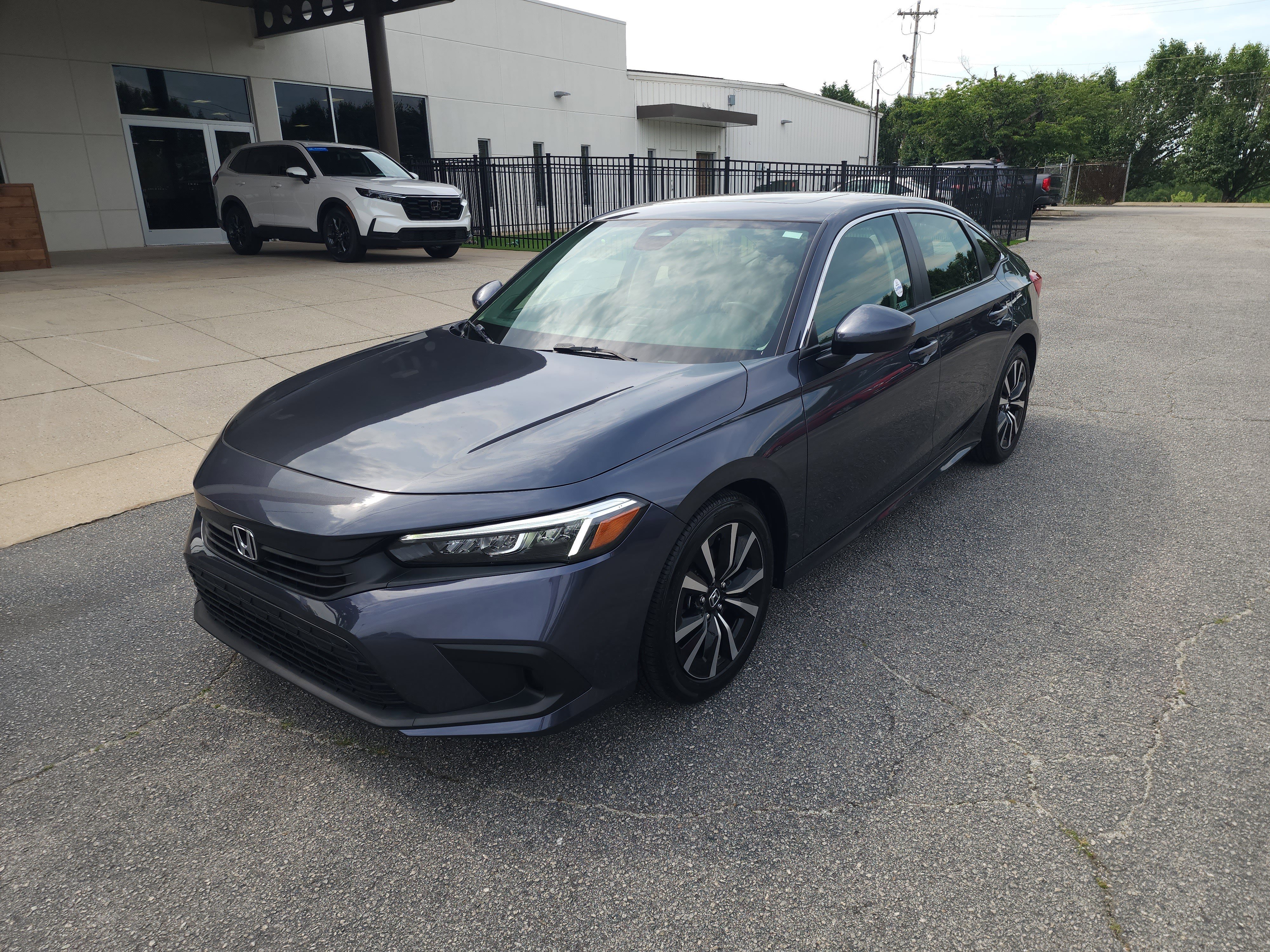 Used 2022 Honda Civic EX image 8