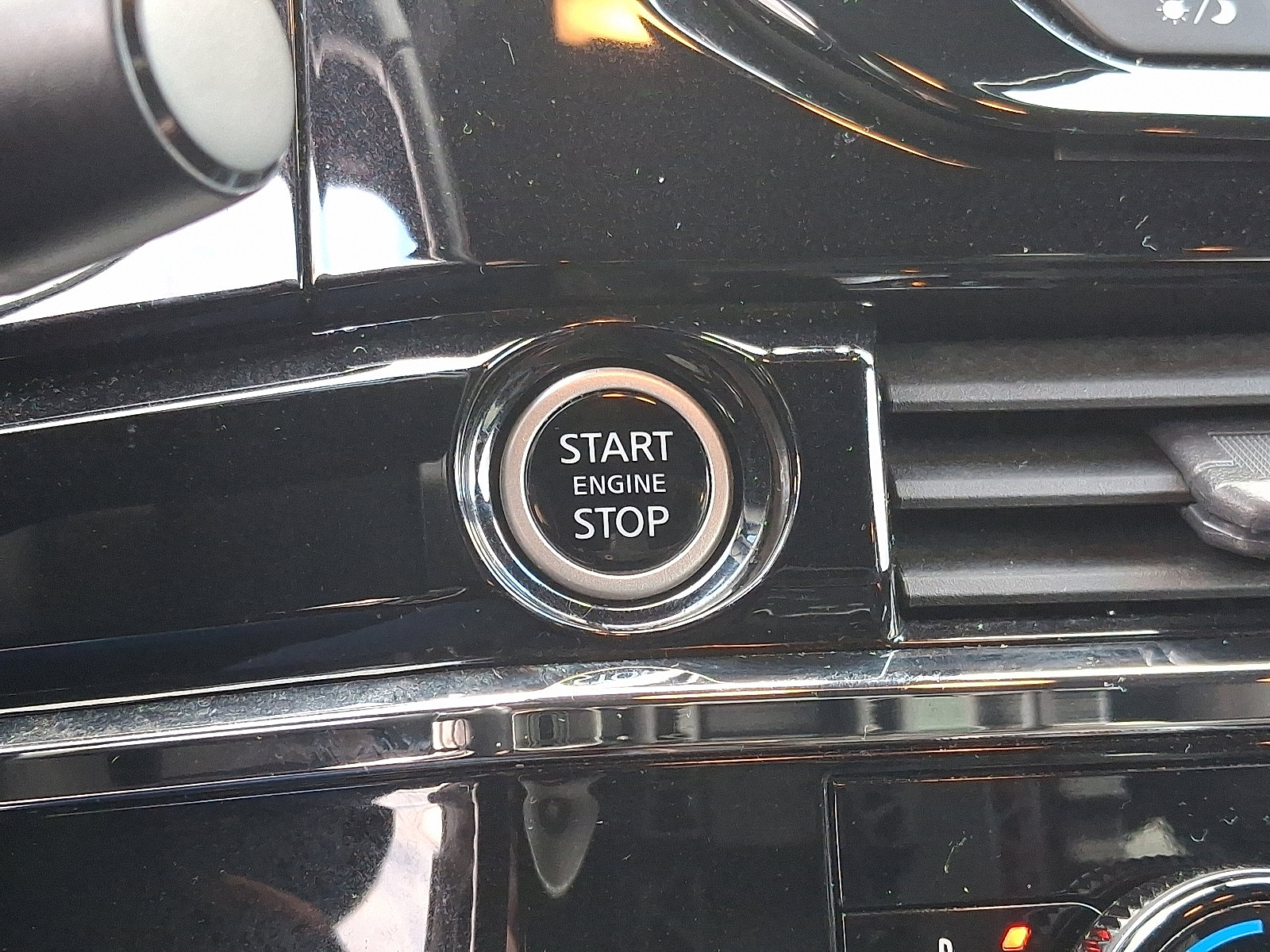 Certified 2023 Nissan Pathfinder Rock Creek image 25