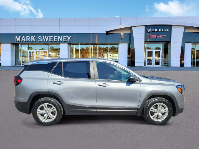 Used 2023 GMC Terrain SLE AWD/4WD image 32