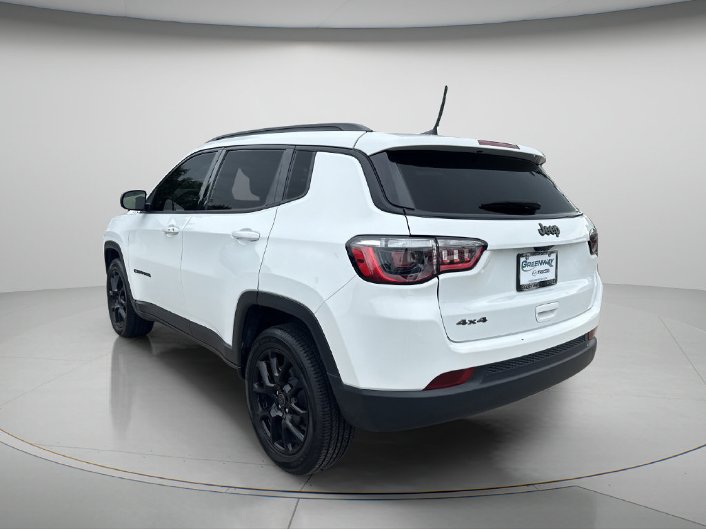 Used 2026 Jeep Compass Latitude AWD/4WD image 5