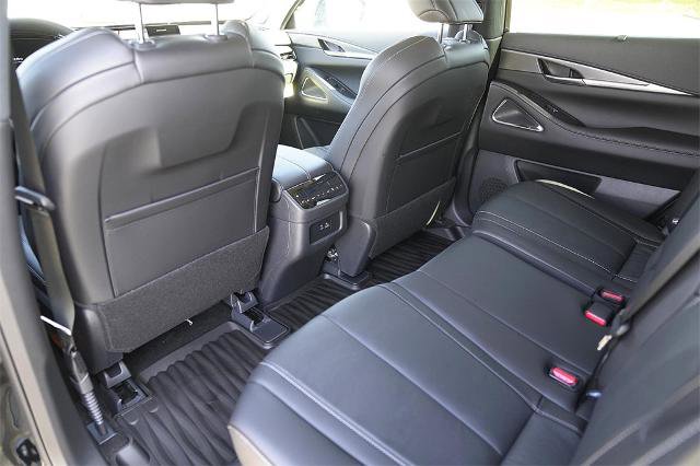 Certified 2025 INFINITI QX60 Luxe w/ Cargo Package image 29