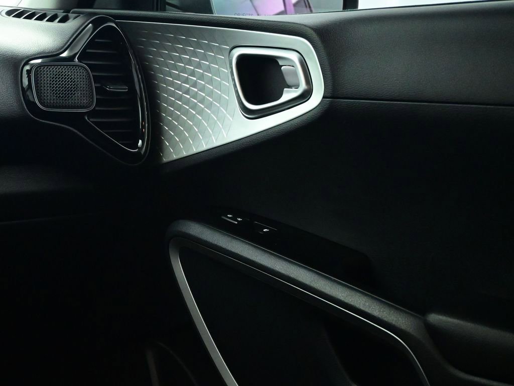 Used 2024 Kia Soul S image 45