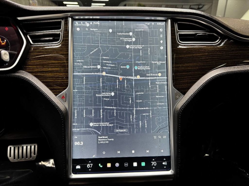 Used 2015 Tesla Model S P85D image 24