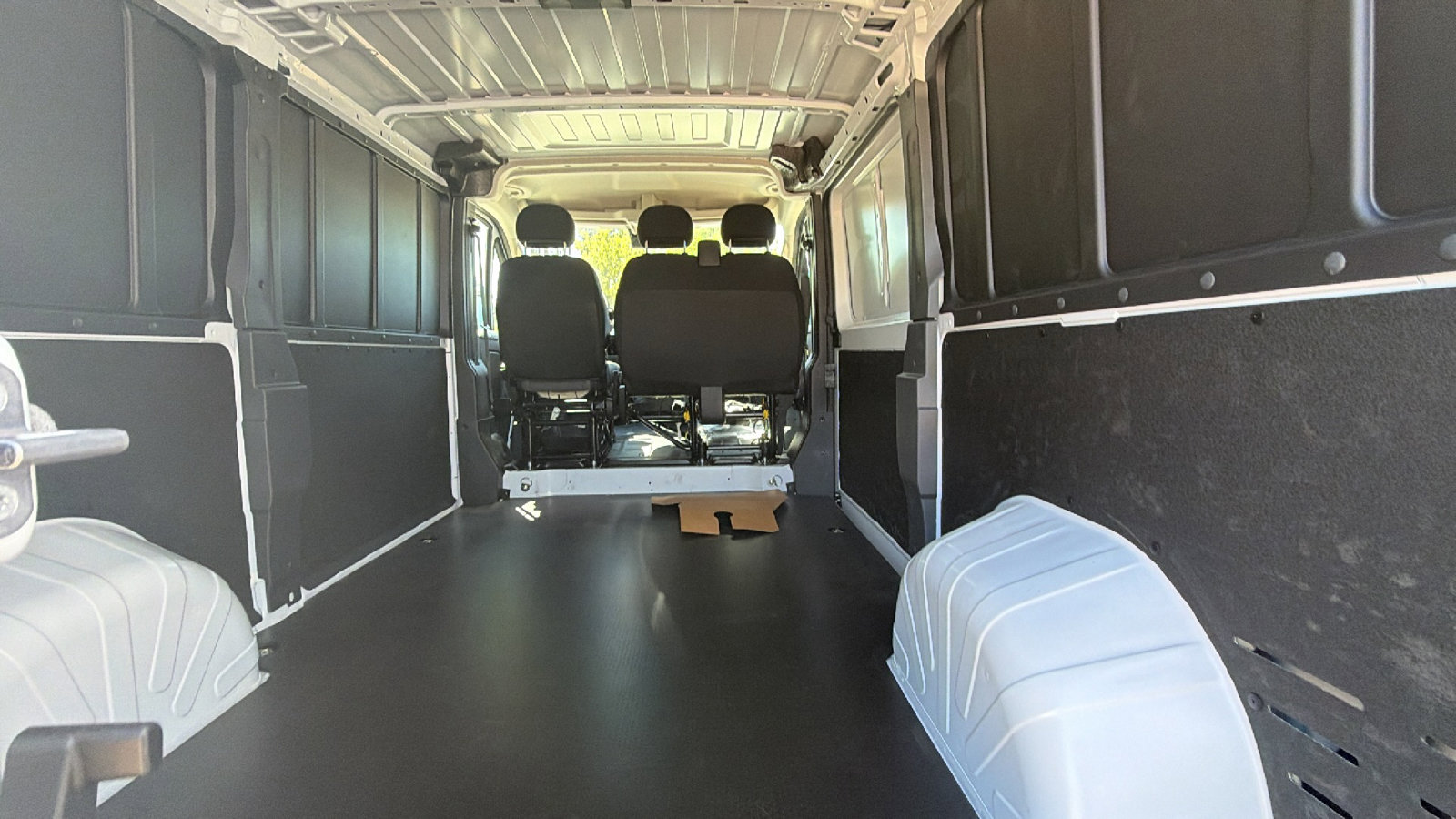 New 2026 RAM ProMaster 1500 w/ Convenience Group FWD image 13