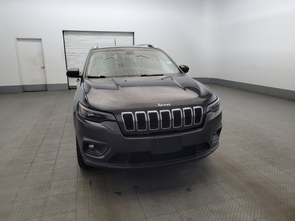 Used 2019 Jeep Cherokee Latitude Plus image 14