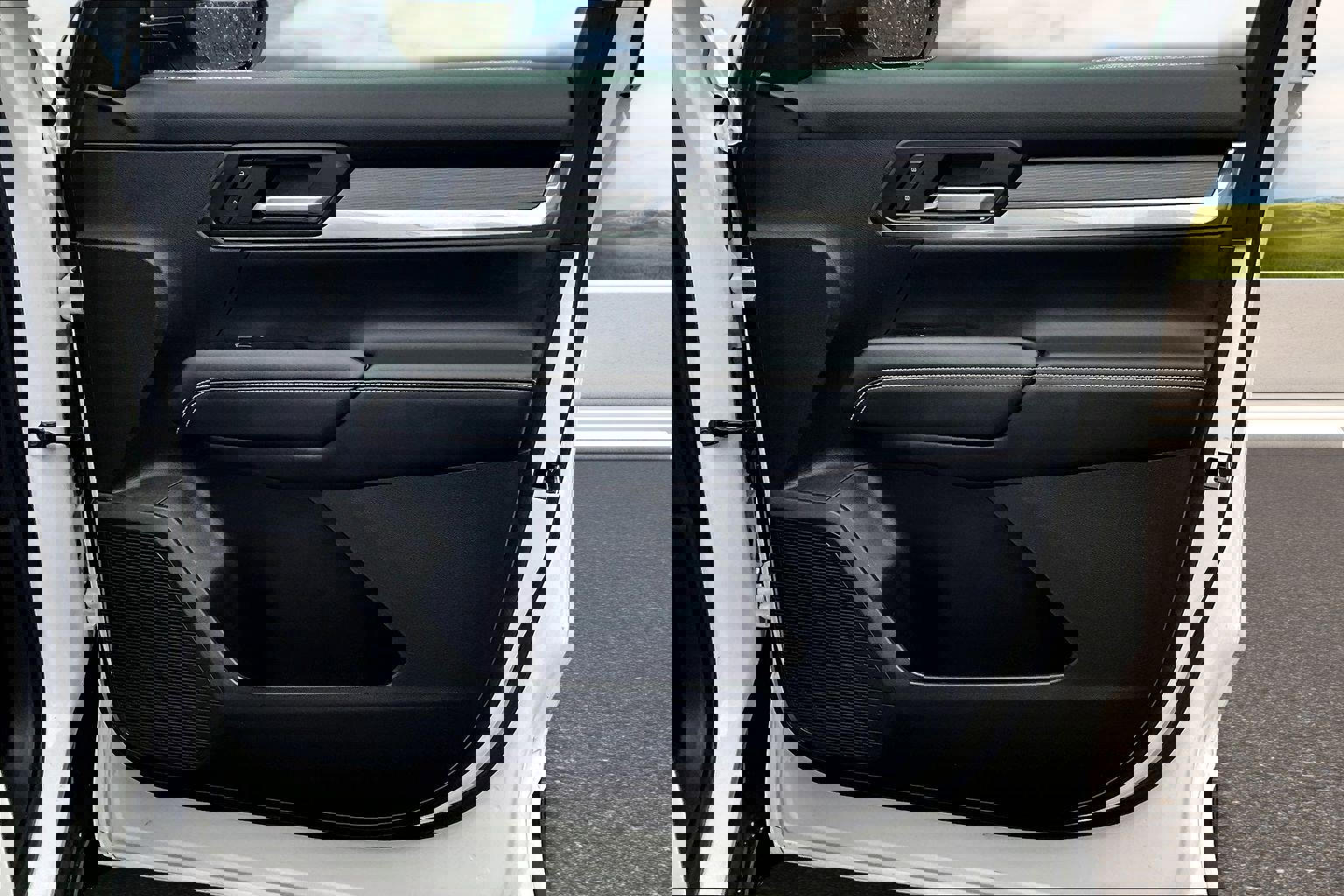 Used 2025 GMC Terrain Elevation w/ Elevation Premium Package image 20