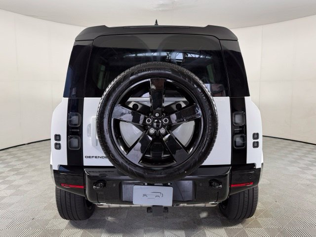 New 2026 Land Rover Defender 110 X-Dynamic SE AWD/4WD image 7