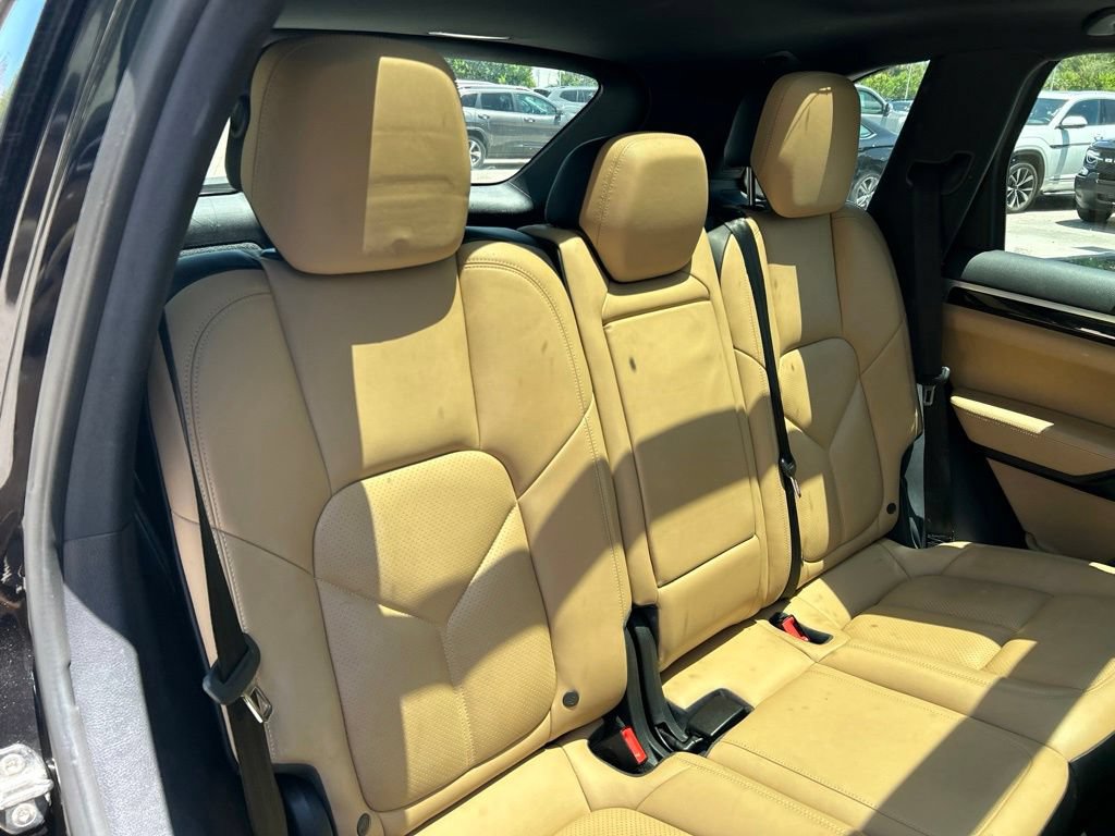 Used 2017 Porsche Cayenne S AWD/4WD image 49