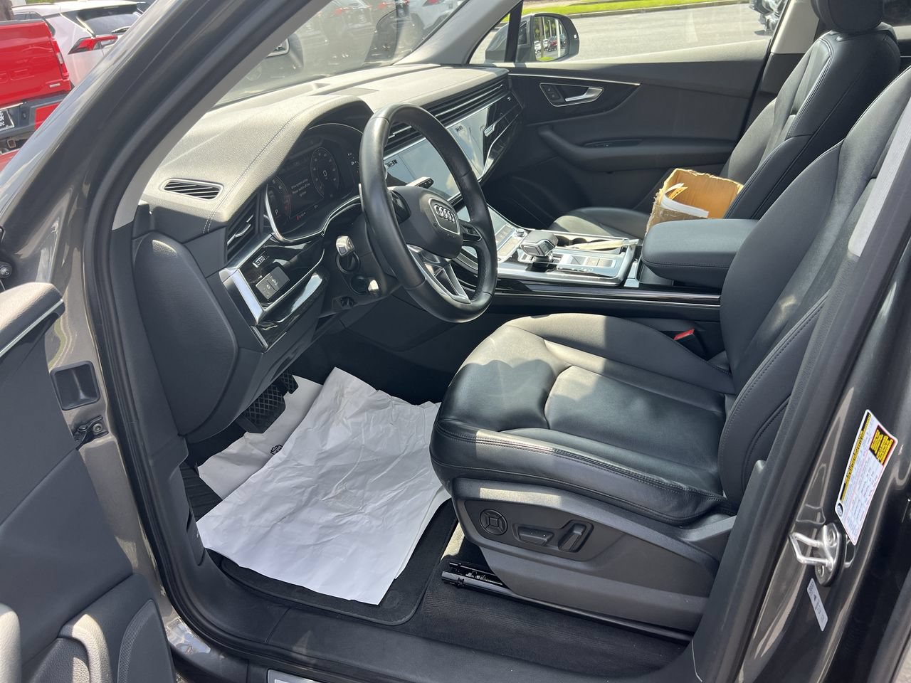 Used 2023 Audi Q7 2.0T Premium w/ Convenience Package AWD/4WD image 16
