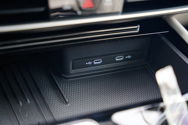 New 2026 Volkswagen Atlas SEL Premium R-Line image 18