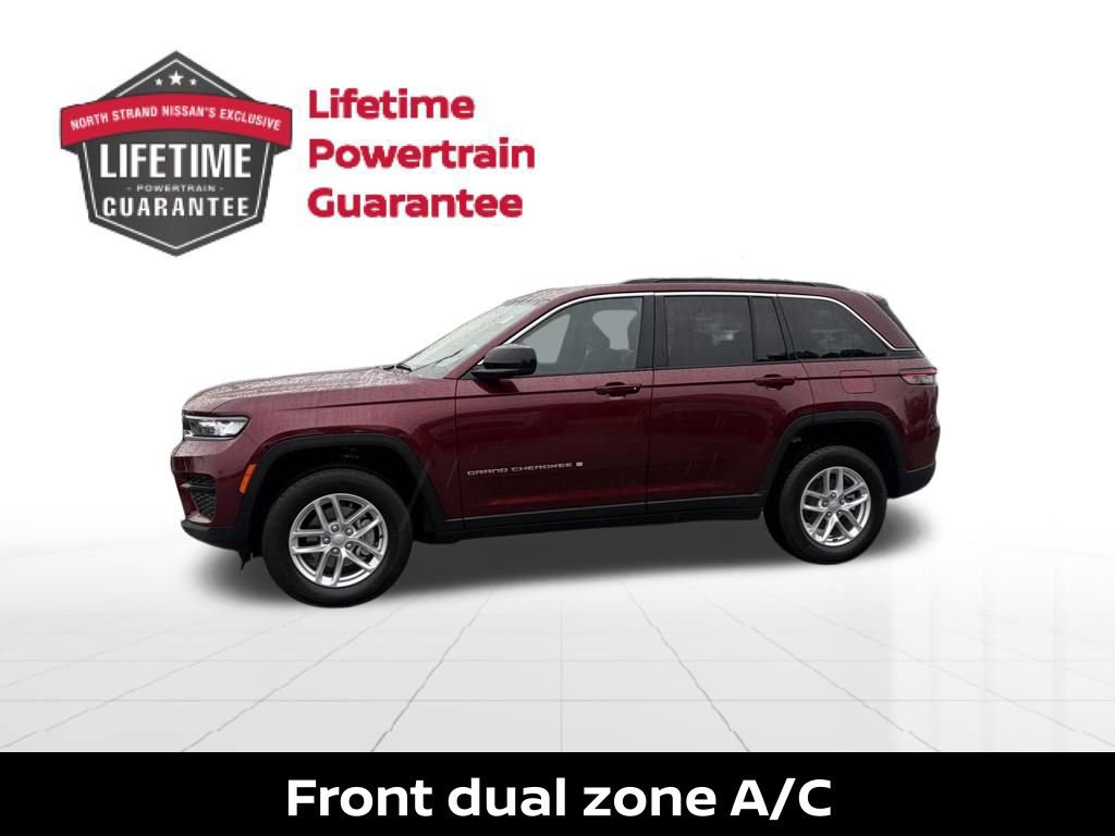 Used 2025 Jeep Grand Cherokee Laredo X image 2