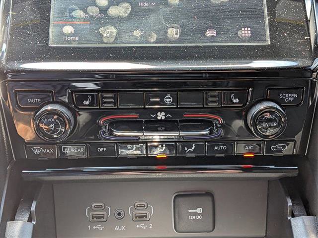 Used 2024 Jeep Grand Cherokee Altitude image 14