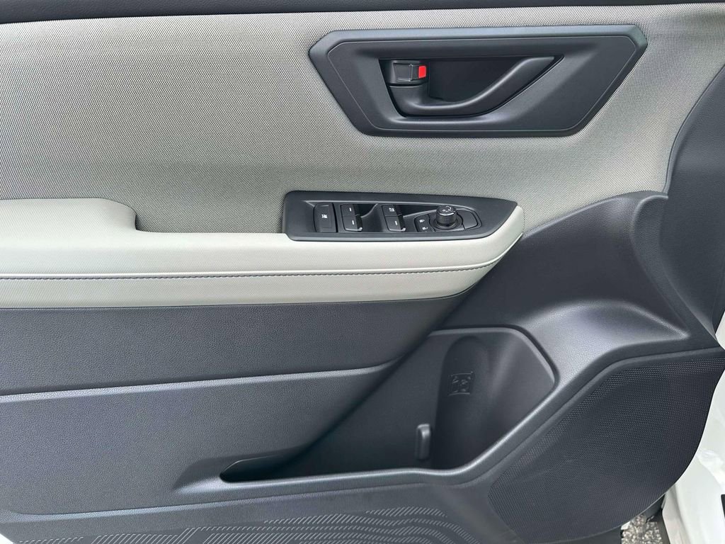 Certified 2025 Subaru Forester image 13