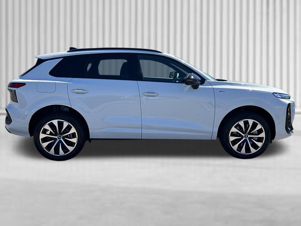 New 2026 Audi Q3 quattro 2.0T AWD/4WD image 6