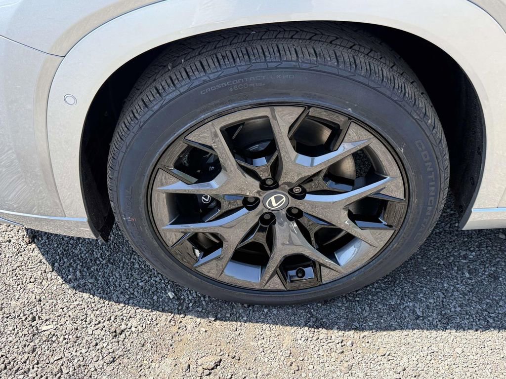 New 2026 Lexus TX 500h AWD image 7