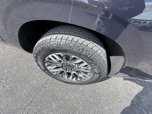 Certified 2025 Chevrolet Suburban Z71 image 18