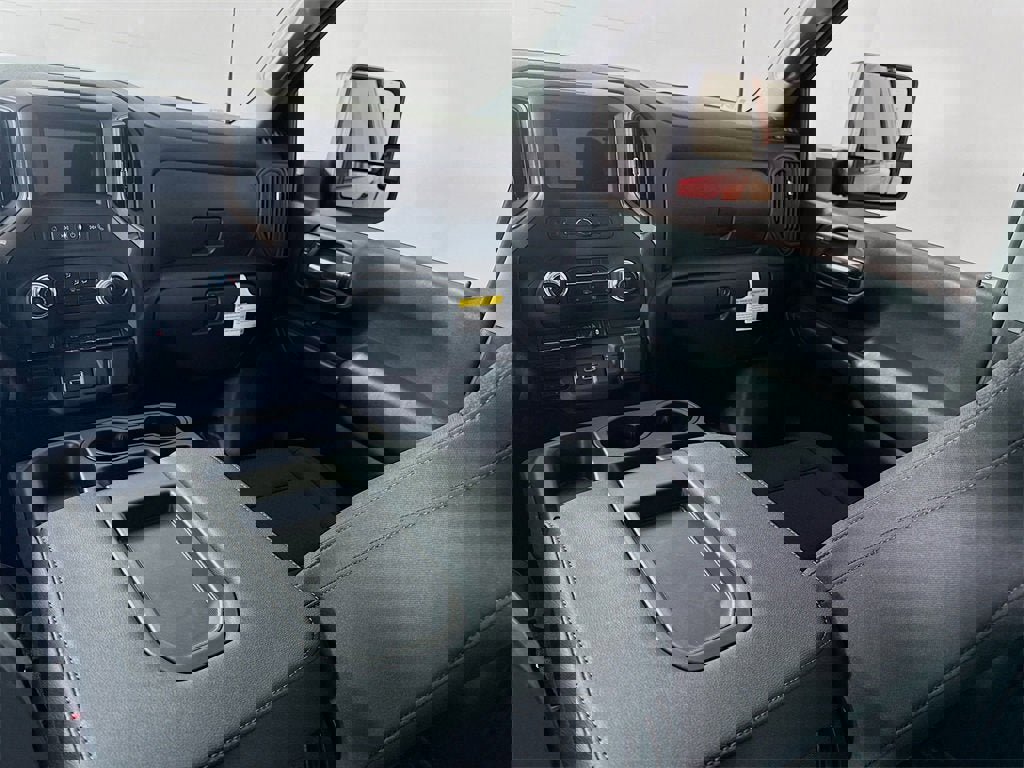 New 2025 GMC Sierra 2500 Pro w/ Convenience Package image 15