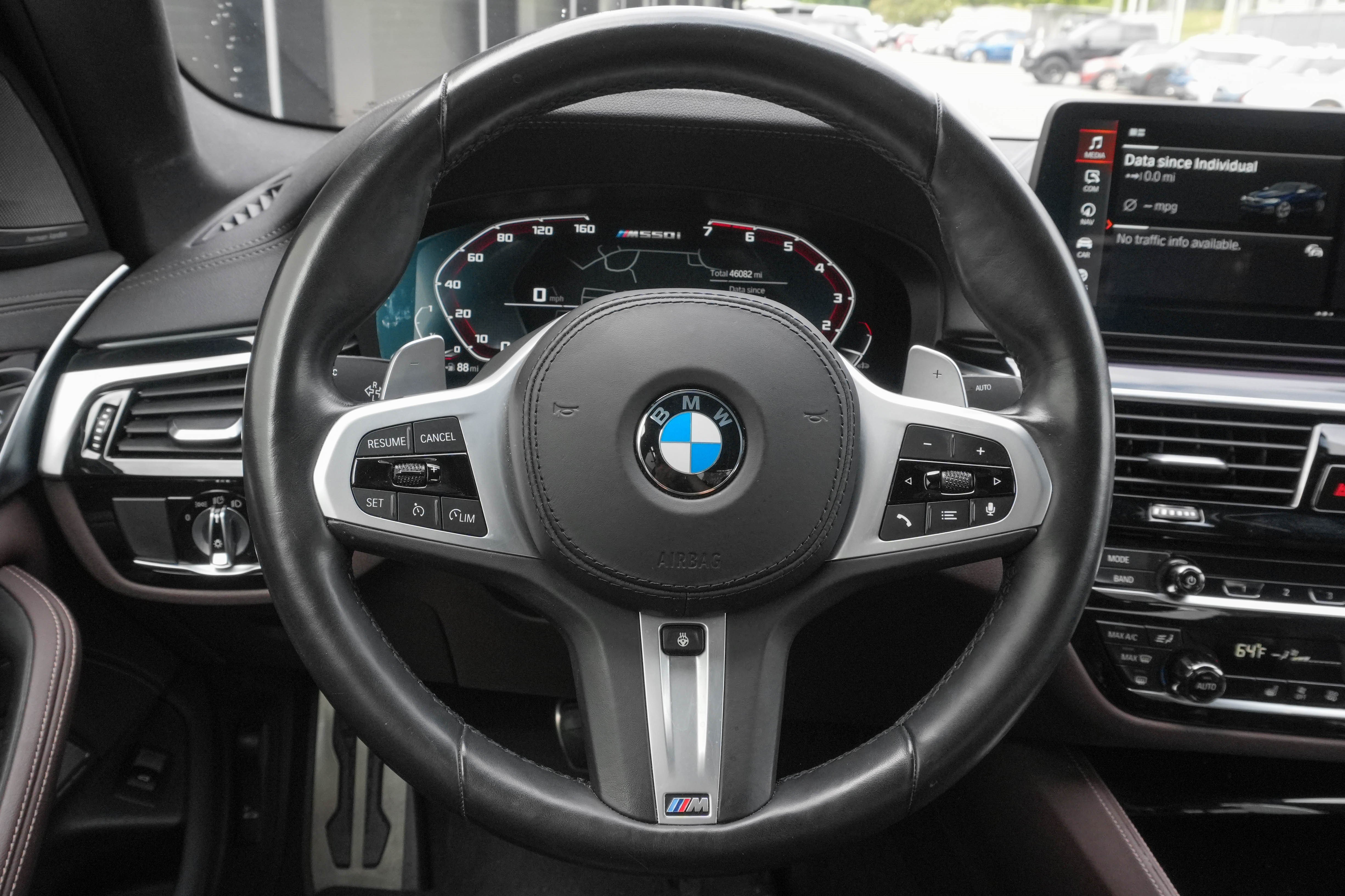 Used 2022 BMW M550i xDrive w/ Executive Package AWD/4WD image 17