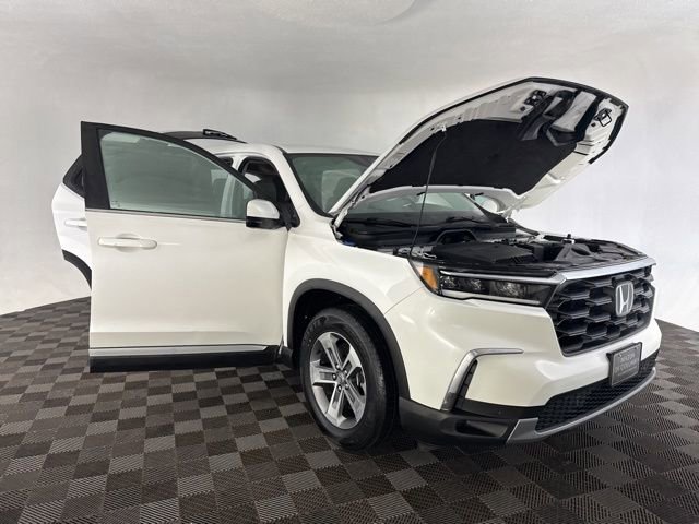 Used 2023 Honda Pilot EX-L image 12