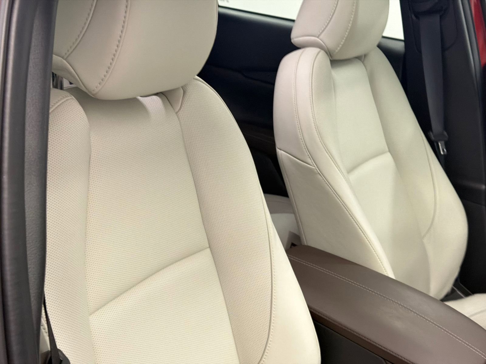 Certified 2025 MAZDA CX-30 AWD 2.5 S w/ Premium Package image 11