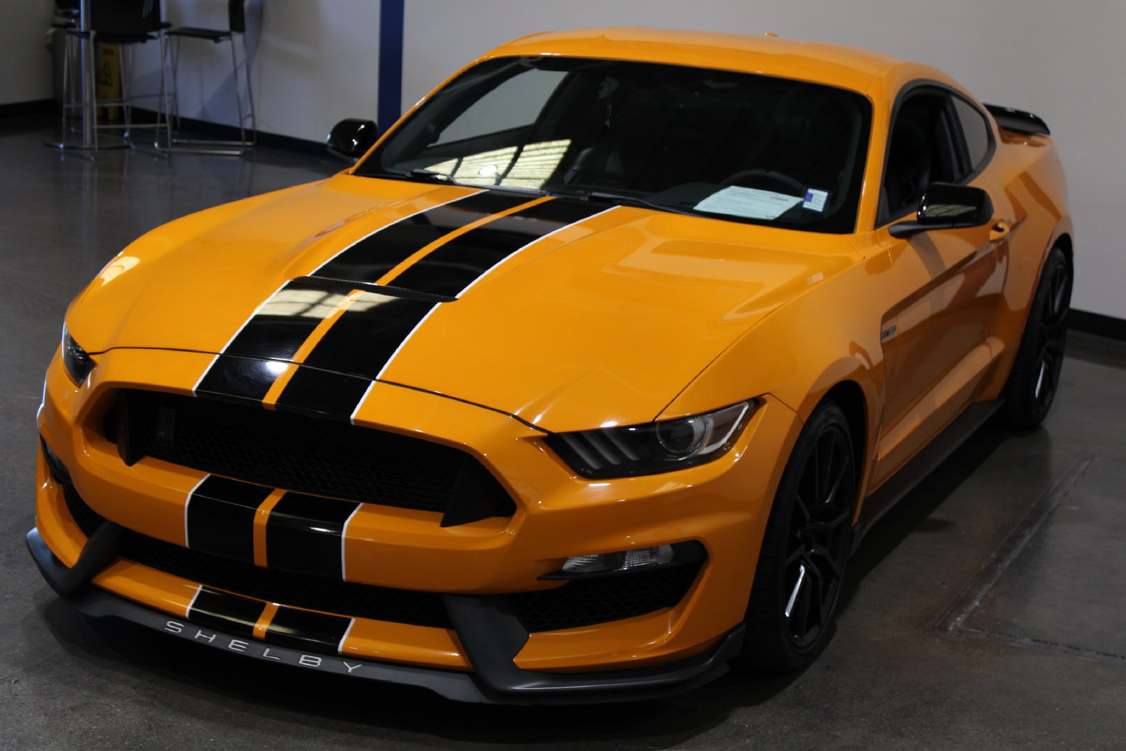 Used 2018 Ford Mustang Shelby GT350 w/ Convenience Package RWD image 10