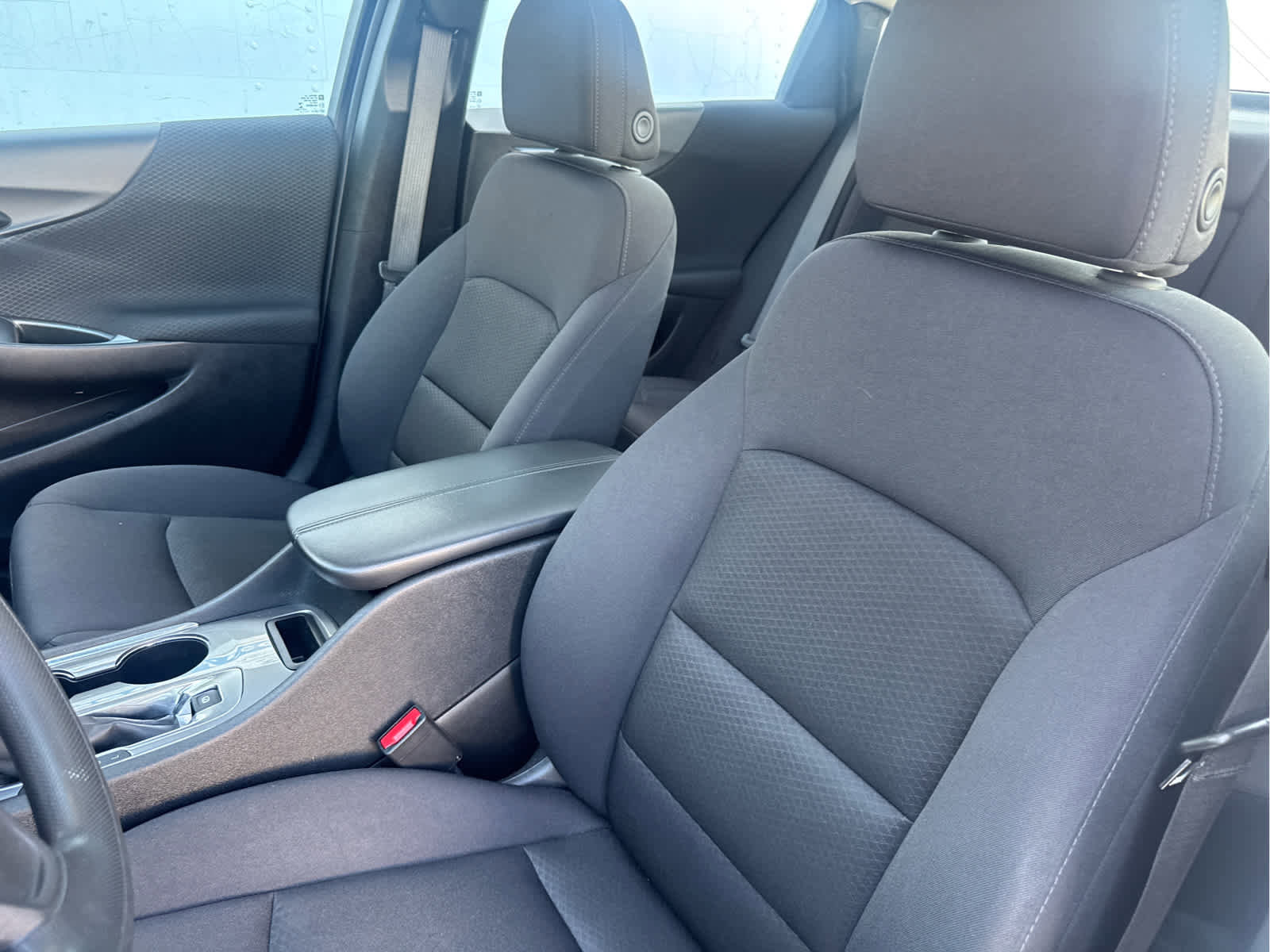 Used 2024 Chevrolet Malibu LT image 30