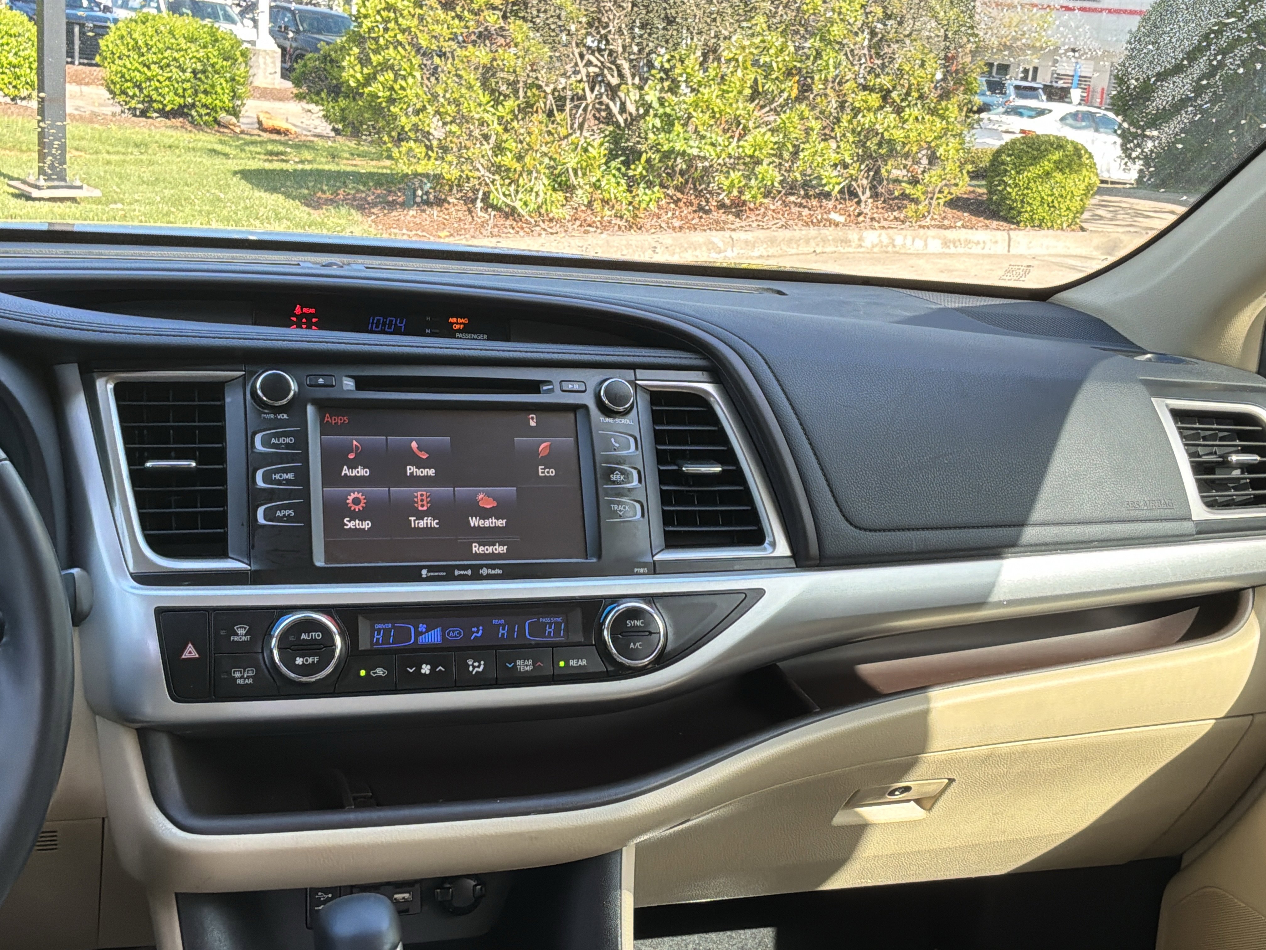 Used 2019 Toyota Highlander Plus FWD image 30