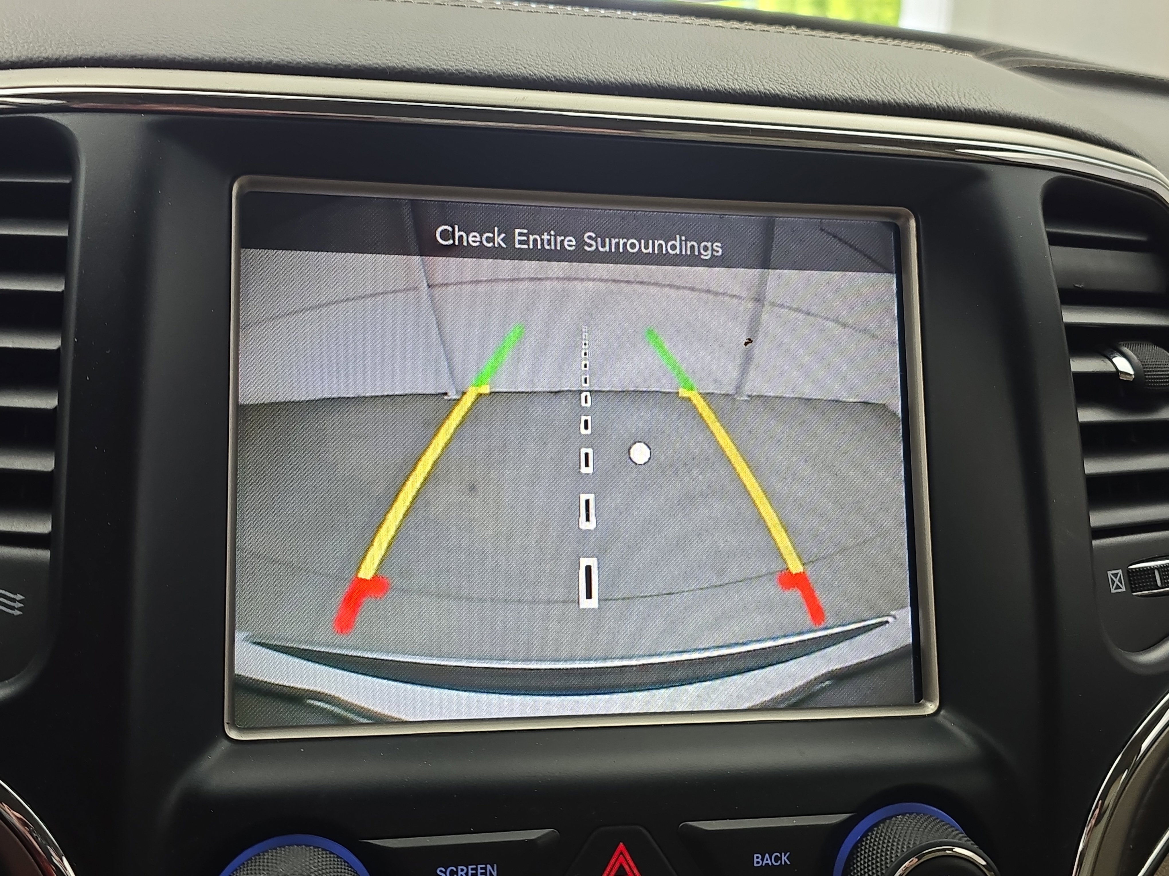 Used 2014 Jeep Grand Cherokee Overland image 23