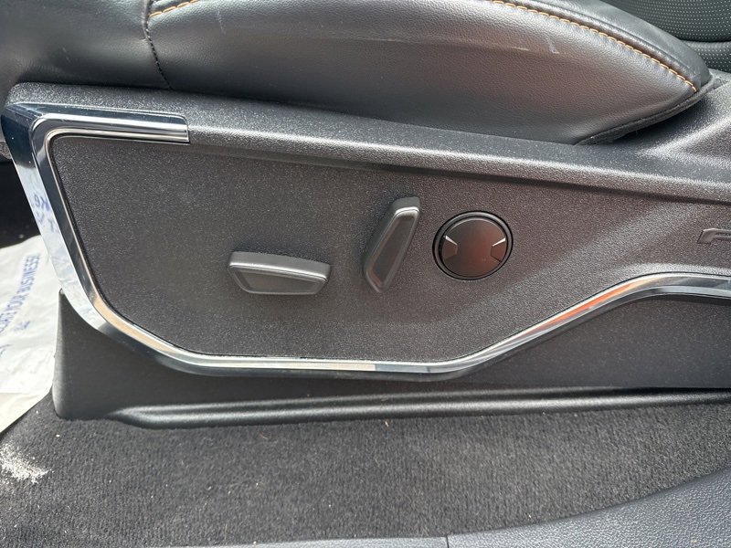 Used 2023 Ford F350 Platinum image 24