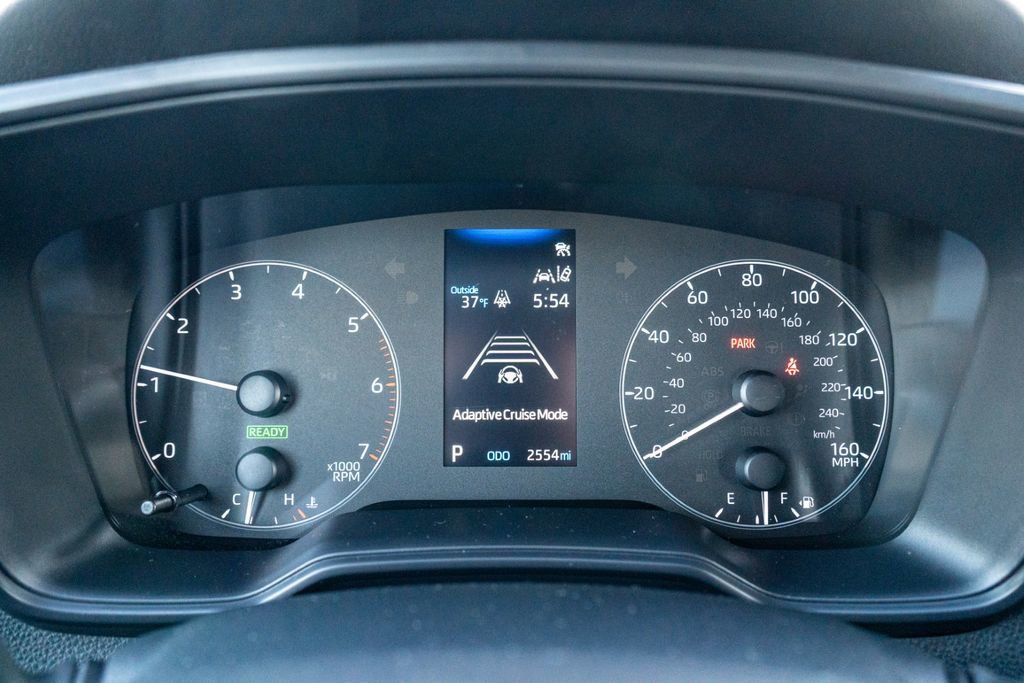 Used 2025 Toyota Corolla LE w/ LE Premium Package image 27