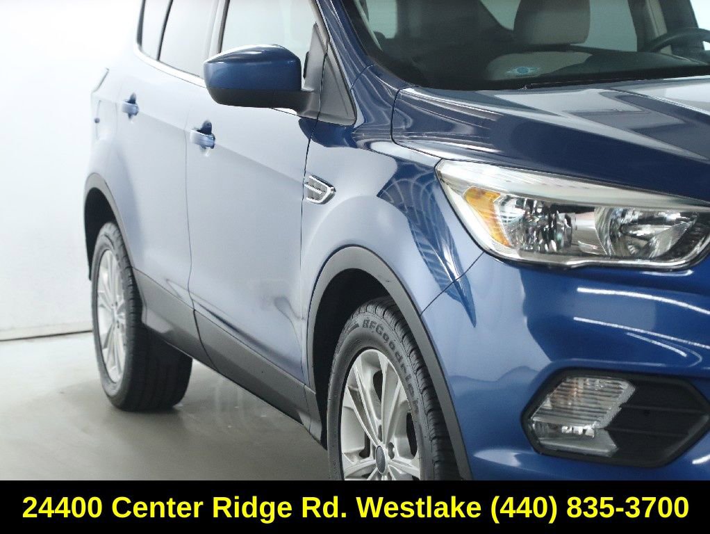 Used 2017 Ford Escape SE image 9